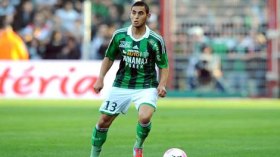 غلام يستفز مجدّدا: إرتداء قميص “الديكة” والإستماع لنشيد “لامارسييز” لحظة خالدة