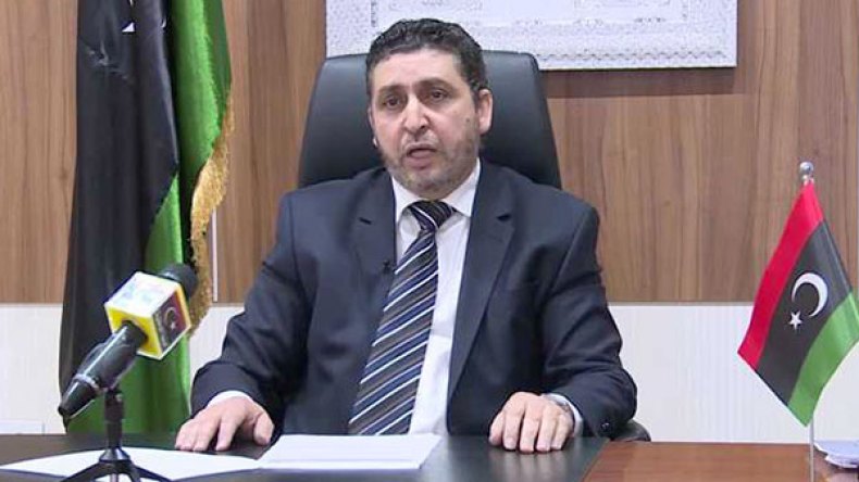 ليبيا: “حكومة الغويل” تعلن التخلي عن السلطة