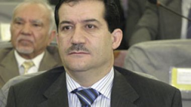 Algeria: terrorists target minister, kill 3 security guards