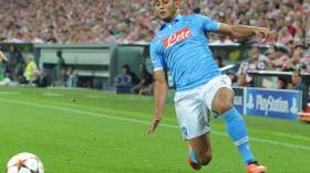 تهوّر غولام يورّط نابولي.. ويُثير غضب بينيتيز