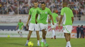 غولام يقود وفدا من لاعبي الخضر لأداء مناسك العمرة