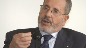 كفوا عن أذاكم، إتركوا السلاح وإستفيدوا من تدابير السلم والمصالحة