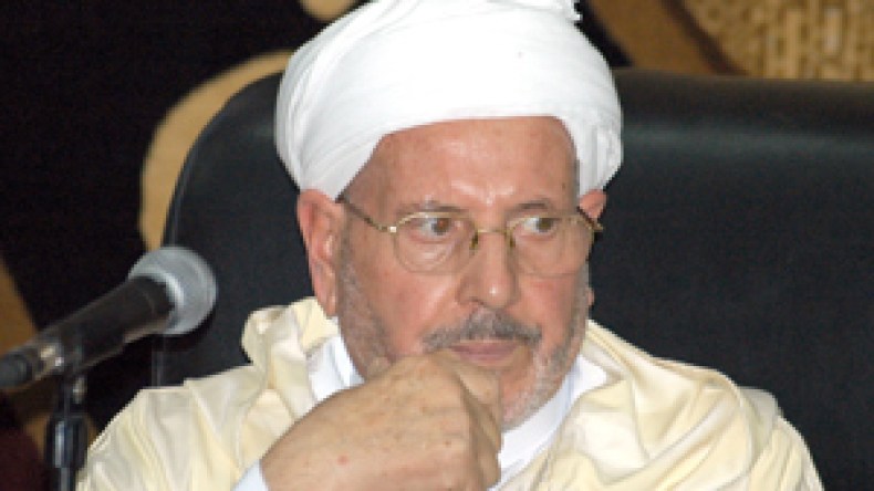 غلام الله: من يخالف عقيدة الجزائريين غشهم ولا يستحق إمامتهم