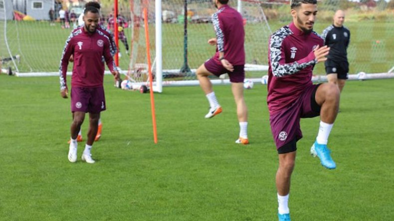 ظهور بن رحمة لِأوّل مرّة في أجواء التدريبات