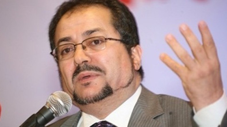 مناصرة: “الرئاسة منفصلة تماما عن الواقع”