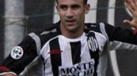 نادي سيينا الإيطالي يرغب في الاحتفاظ بغزال