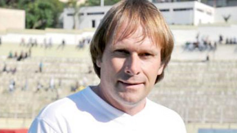 غيغر يربط بقاءه ببقاء حاج أحمد وأعضاء المجلس يتحدثون عن مؤامرة