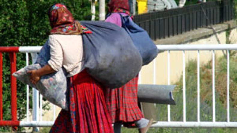 غجر رومانيا يزاحمون الجزائريين في “بارباس”