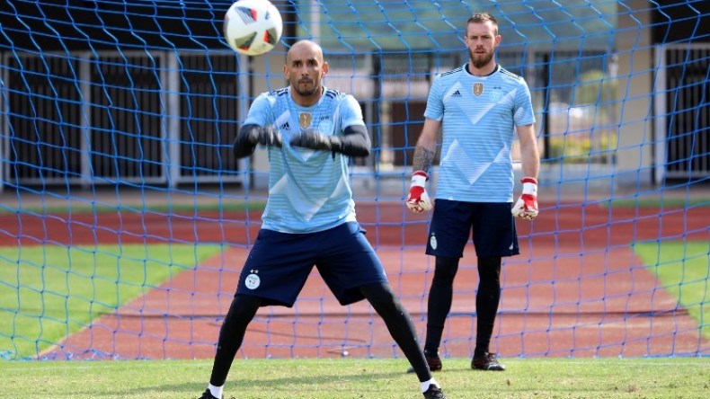 الفاف تعتزم إنشاء أول مدرسة لحراس المرمى لكرة القدم