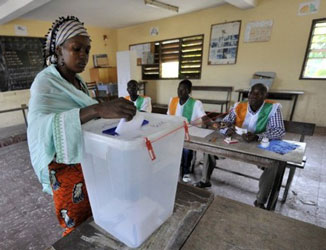 Les Ivoiriens votent pour des législatives boycottées par les partisans de Gbagbo