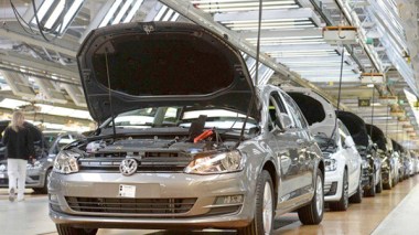 Volkswagen, Renault, Peugeot To Raise Cars Production in Algeria