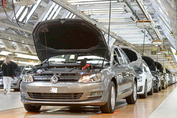 Volkswagen, Renault, Peugeot To Raise Cars Production in Algeria