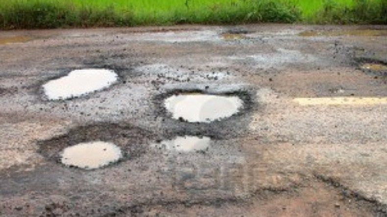 مختصون: اهتراء الطرقات وراء انتشار أمراض الكلى في الجزائر ..!