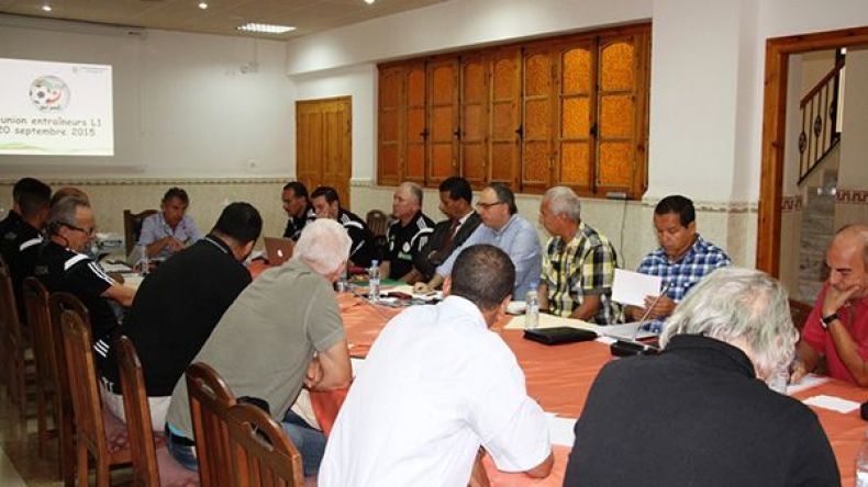 الفاف تعاقب المدربين “المقاطعين” لاجتماع مع غوركوف