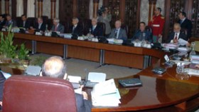 الشركات الأجنبية المستوردة ملزمة بإبرام شراكة مع الجزائريين