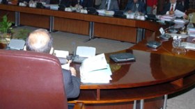 الأولوية للشركات الوطنية في منح الصفقات العمومية الكبرى