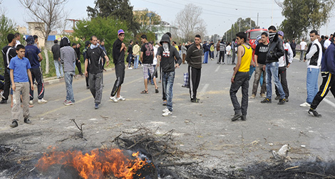 Le gouvernement “incapable” de résoudre les problèmes des citoyens!
