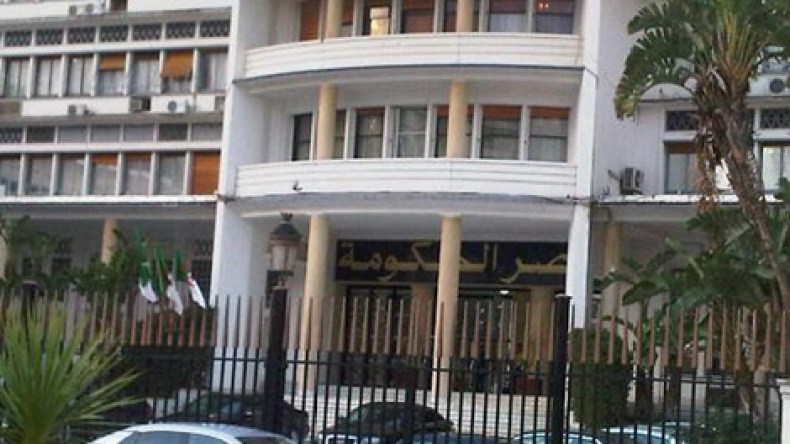 اجتماعات وزارية لمتابعة المخطط الخماسي