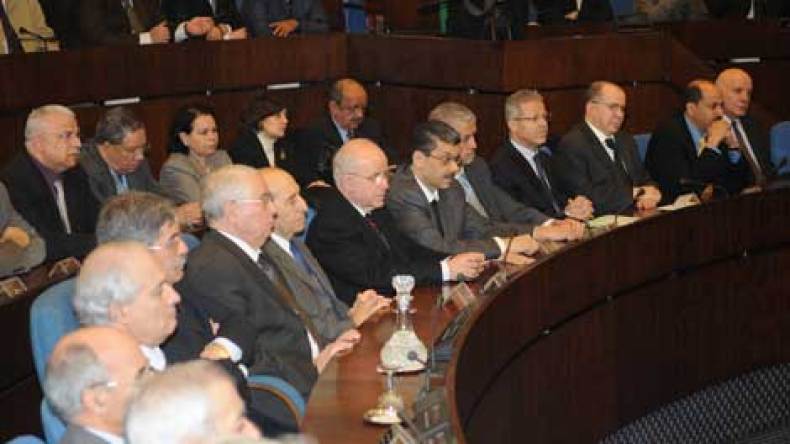 أزمة الكهرباء تعرّي فضائح التسيير وتكشف عورة الحكومة