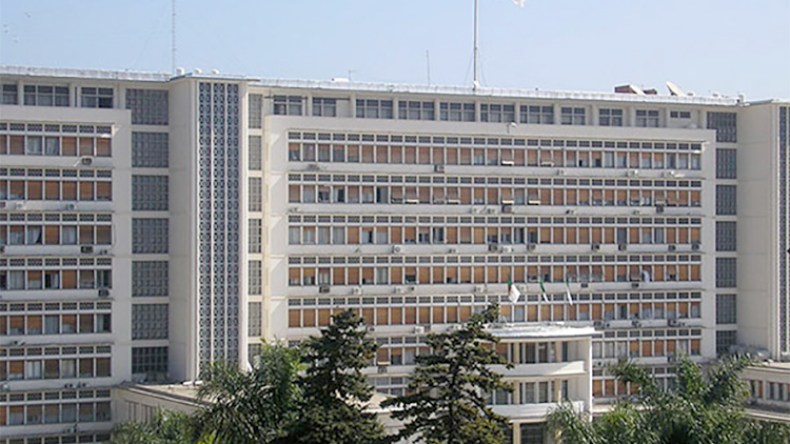 الجزائر من حقها اتخاذ كل الإجراءات لضمان الأمن لمواطنيها والأجانب