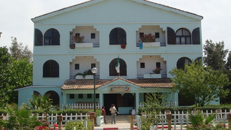 انطلاق فعاليات ليالي الخيمة الأدبية بالقالة