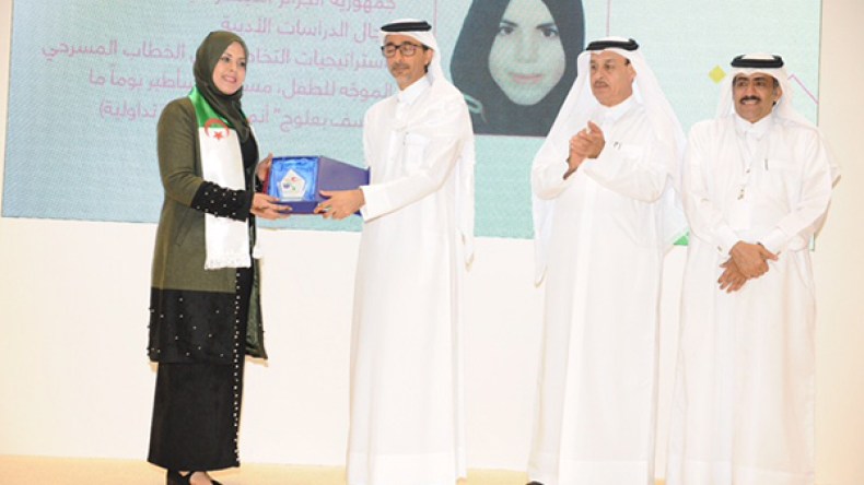 رحمة الله أوريسي تنال جائزة أدب الطفل بقطر وتشكو التهميش في الجزائر