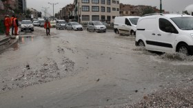 تأخر تنقية المجاري والبالوعات تنذر بفيضانات في العاصمة