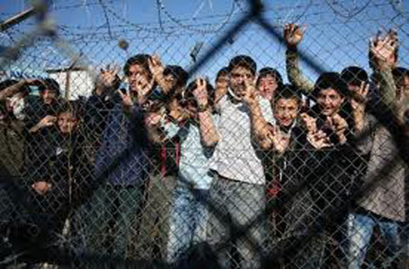 Grèce: des barbelés contre l'immigration