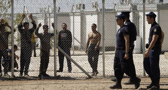 L’ambassadeur d’Algérie en Grèce: «Aucun Algérien ne sera extradé avec des menottes»