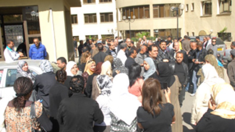 “السناباب” تشل قطاعات الوظيف العمومي عبر بعض الولايات