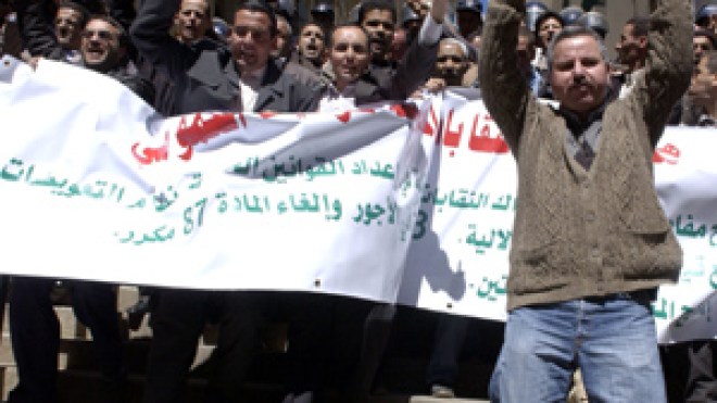 الباب مفتوح لكل النقابات لكسر هيمنة المركزية النقابية