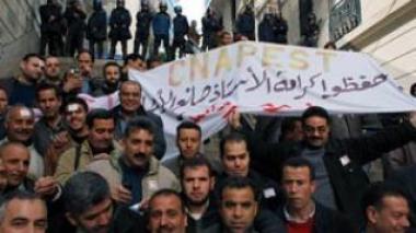 Algeria / 10 out of 55 contract teachers on hunger strike in appalling health condition.