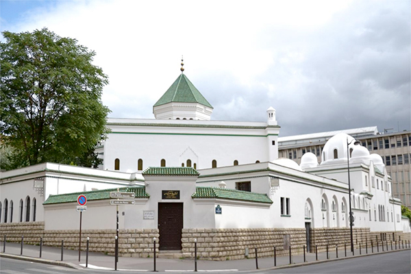 Mosques set to mobilize 5 million electors by encouraging Muslims to vote in France