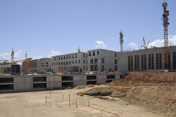 1,000 experts to defend Algeria’s Great Mosque