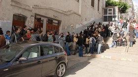 من يُعاقب من؟!