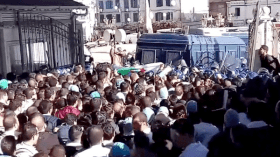 حينما تُمارَس الاحتجاجات بمعاقبة المواطنين!