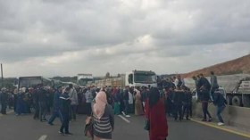 طلبة بالمدارس العليا للأساتذة يشلون الطريق السيار ببومرداس