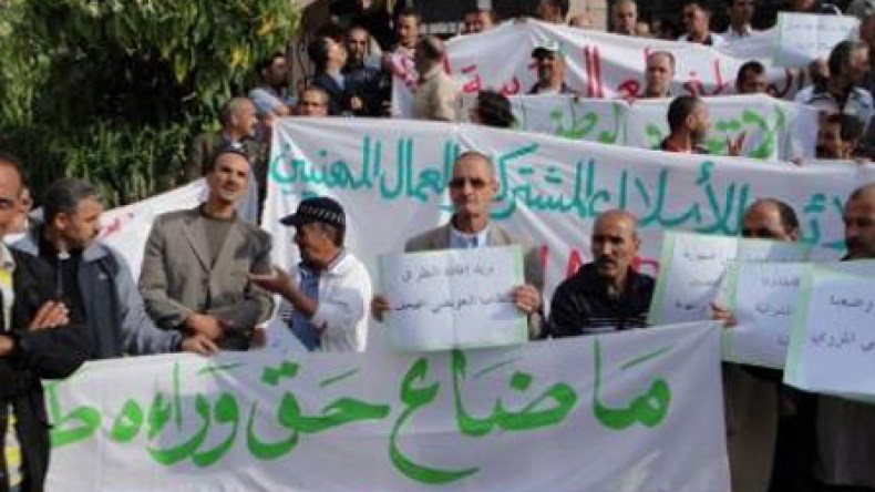 حملة شهادات الدراسات التطبيقية يطالبون بإعادة النظر في التصنيف