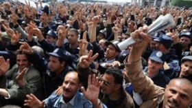 حركة الحقوق والحريات: “الطبقات المتوسطة مهددة بالانقراض”