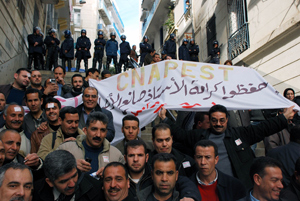Grève ouverte à partir du 24 février: “l'Ecole minée et les Elèves pris en otage”