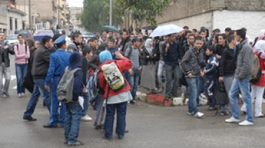 Les syndicats de l’éducation réclament : « Nous voulons connaitre les salaires des employés du secteur des hydrocarbures et- des hauts fonctionnaires de l’Etat »