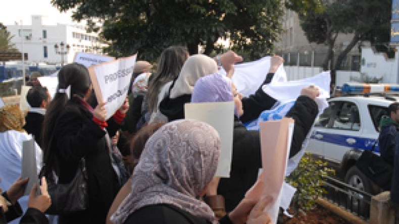 إضراب جديد في 24 فيفري يفخخ المدرسة ويرهن التلاميذ