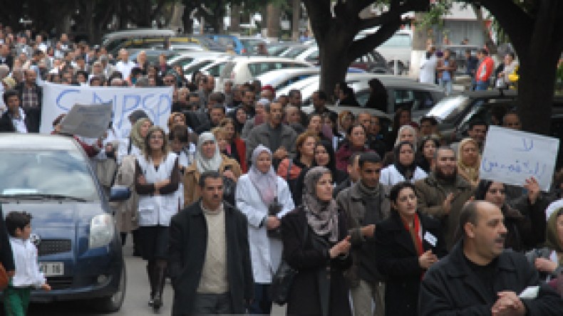 “يا بركات نحن أطباء ولسنا كلابا”