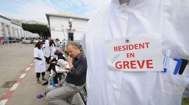 Health practitioners freeze the protest in Ramadan and holidays