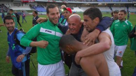 غريب مهدد بالإقصاء مدى الحياة ومناد سيبعد عاما