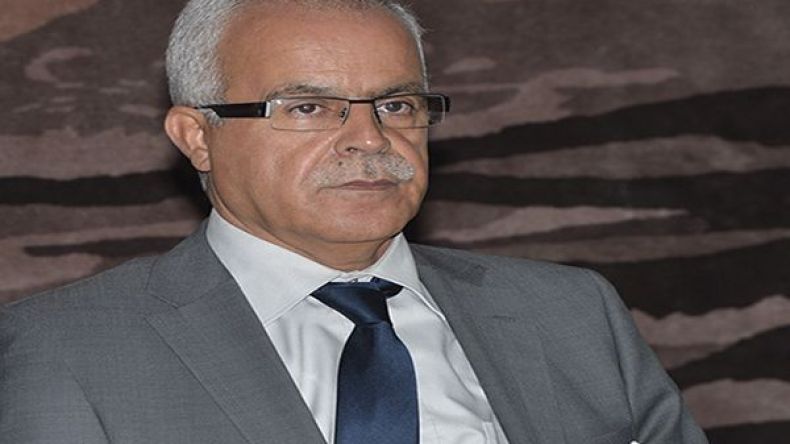 ڤرين يحذر من السبّ والتطاول عبر “الفايسبوك”