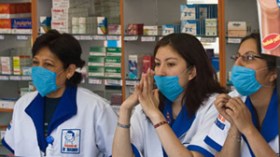 أويحيى يُعطي الضوء الأخضر لاقتناء 100 مليون قناع واقي من أنفلونزا الخنازير