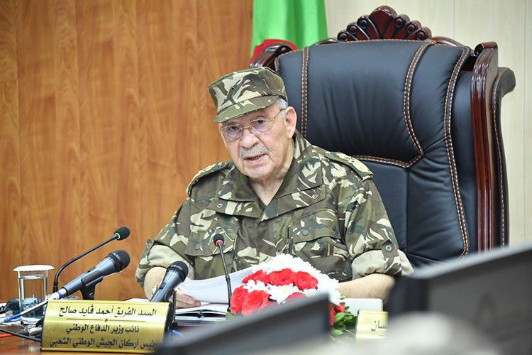 Gaïd Salah: «La présidentielle mettra fin à la crise»