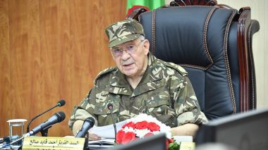 Gaïd Salah: «Je ne laisserai pas le pays entre les mains de la main de la Issaba»