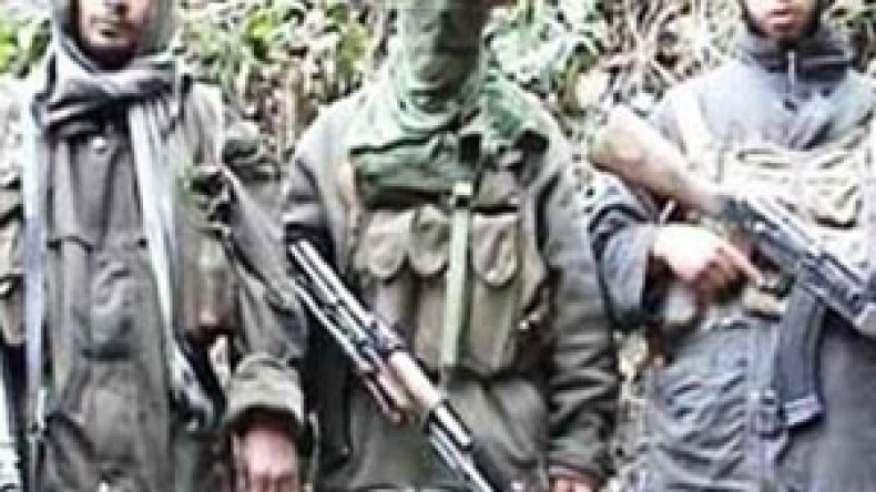 تفكيك شبكة إرهابية وحجز معدات حربية وحزام ناسف